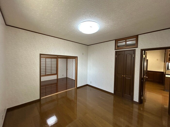 物件内観写真14　(居室)