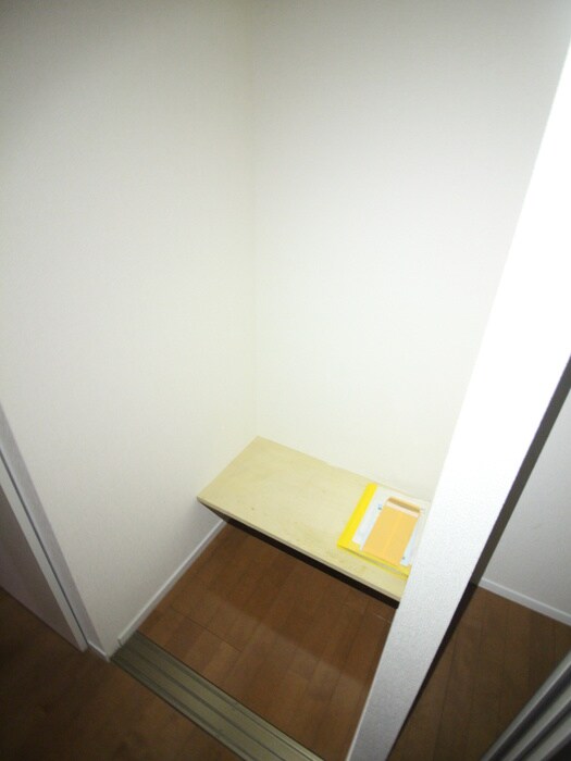 物件内観写真10　(収納)