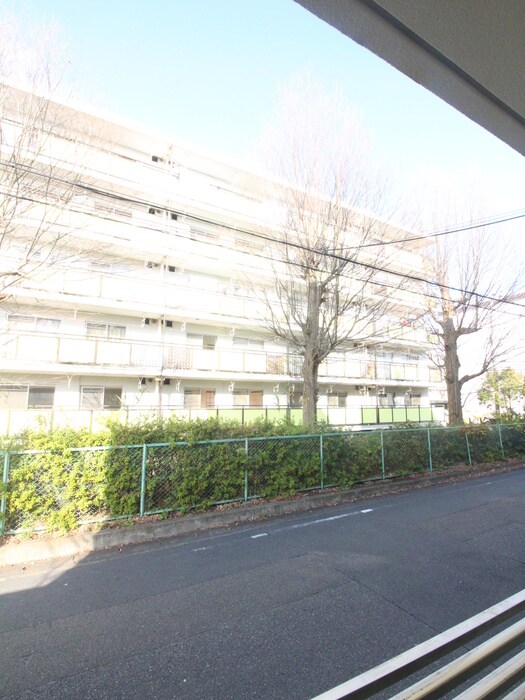 物件内観写真19　(室内からの展望)