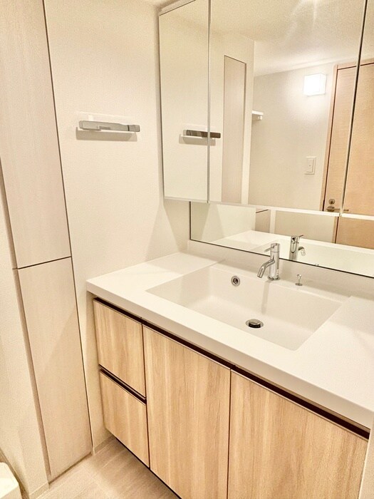 物件内観写真9　(洗面)