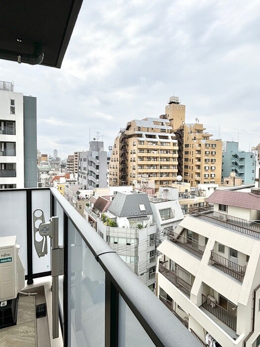 物件内観写真16　(室内からの展望)