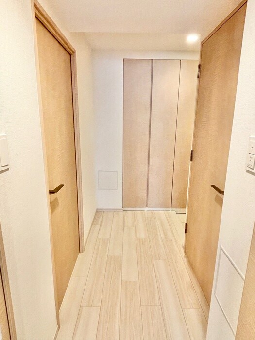 物件内観写真20　(廊下)