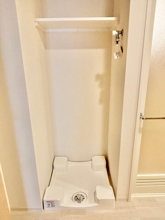 物件内観写真22　(洗濯機置場)