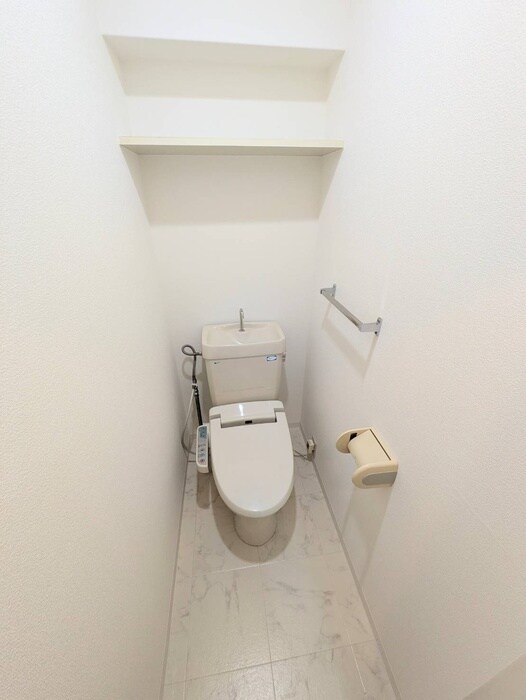 物件内観写真10　(トイレ)