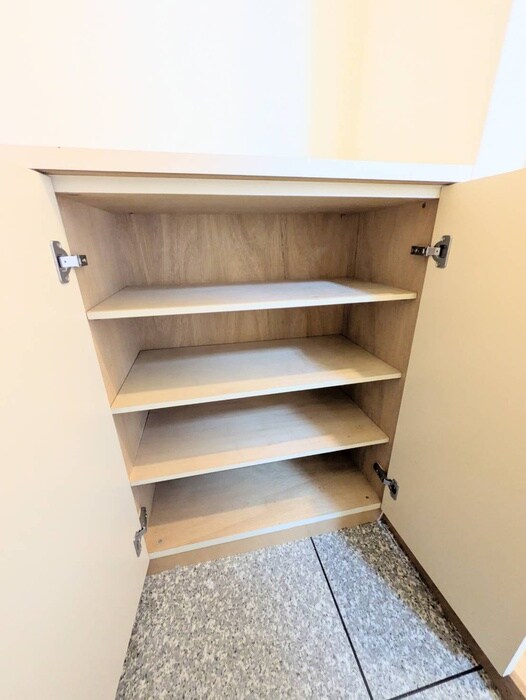 物件内観写真17　(靴箱)