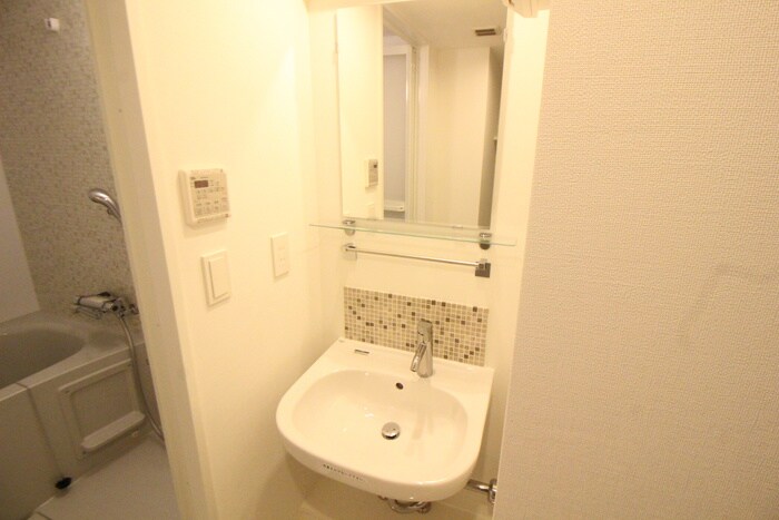 物件内観写真15　(洗面)