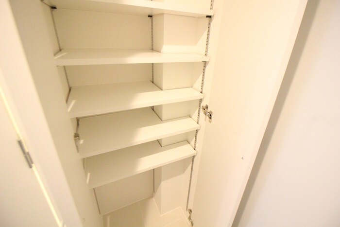 物件内観写真17　(靴箱)