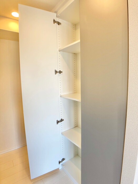 物件内観写真9　(収納)