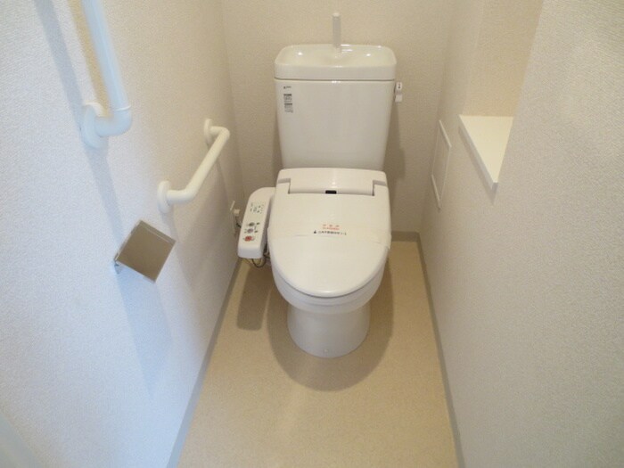 物件内観写真10　(トイレ)