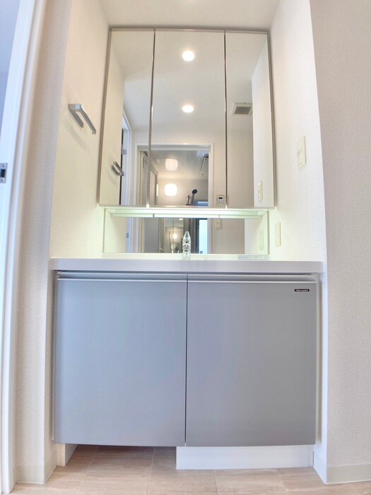 物件内観写真12　(洗面)