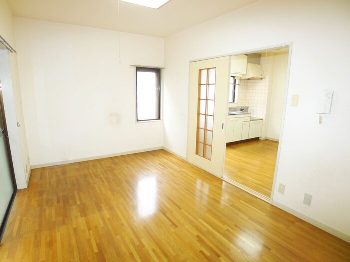 物件内観写真7　(居室)