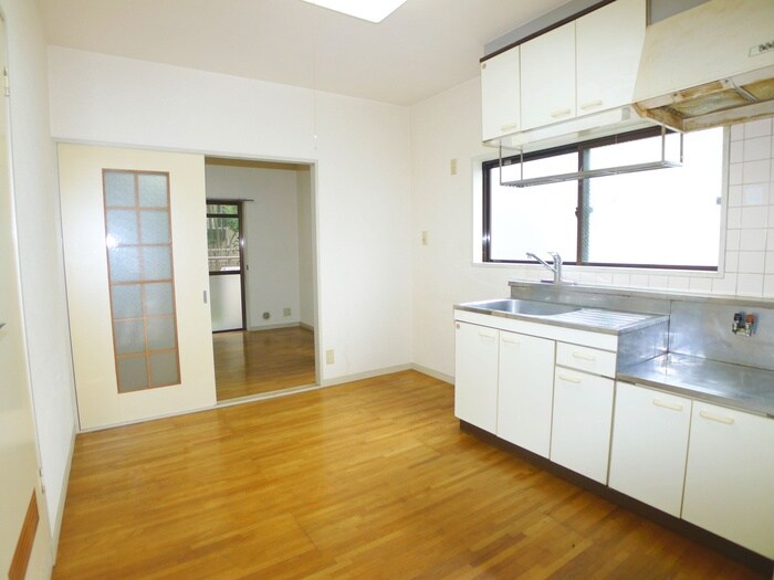 物件内観写真8　(居室)