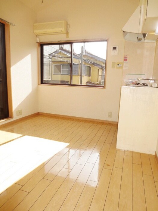 物件内観写真6　(居室)