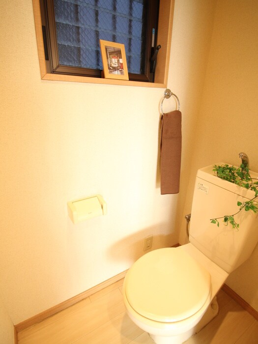 物件内観写真11　(トイレ)