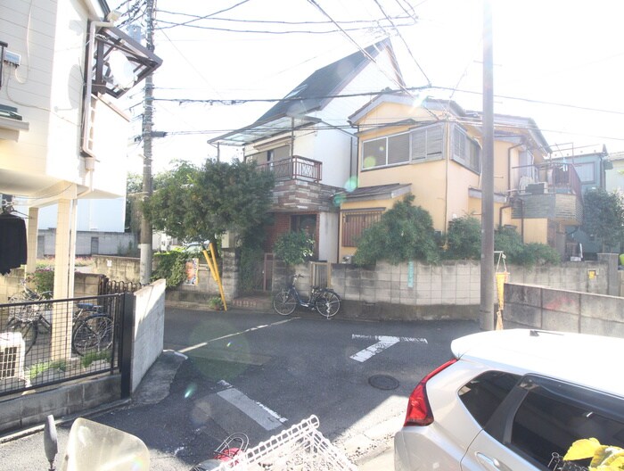 物件内観写真15　(室内からの展望)