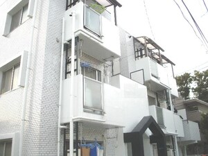 ホワイトハウス高津外観写真