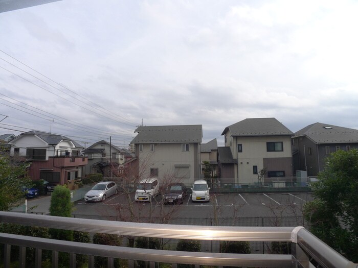 物件内観写真10　(室内からの展望)