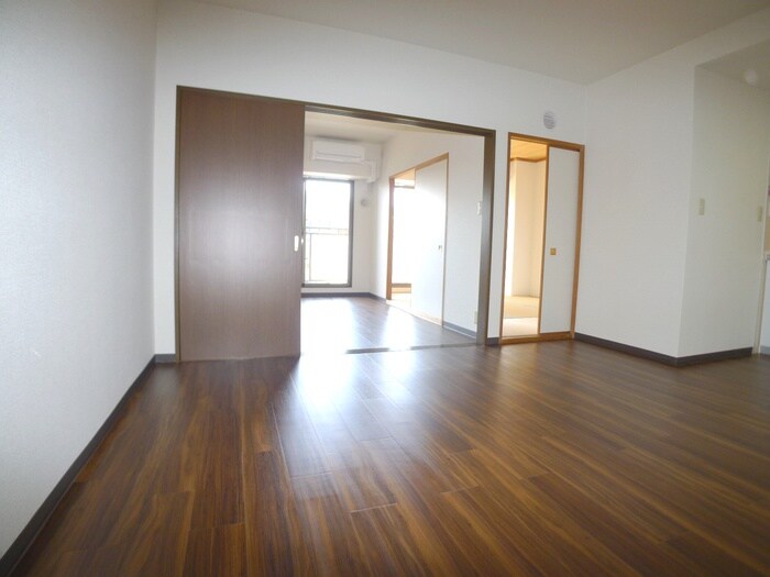 物件内観写真18　(居室)