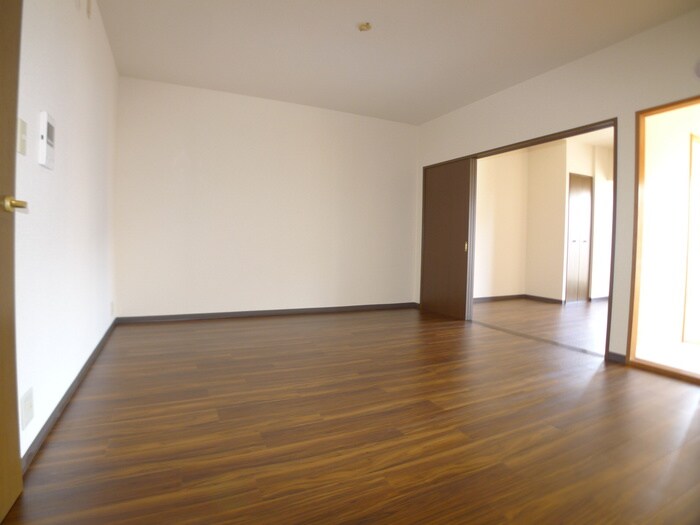 物件内観写真18　(居室)