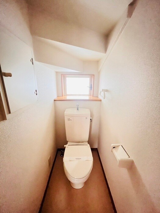 物件内観写真11　(トイレ)