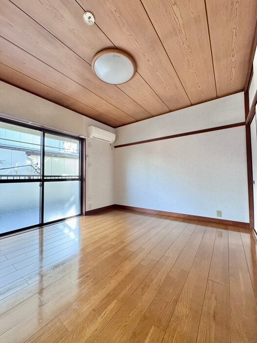 物件内観写真7　(居室)