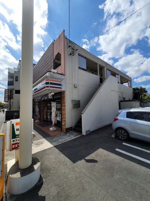 物件外観写真4　(周辺環境)