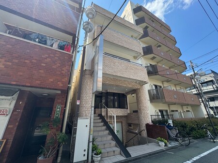 ｺｰﾌﾟｴﾝﾘｯﾁ外観写真