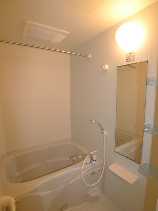 物件内観写真10　(バス／シャワールーム等)