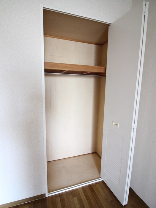 物件内観写真13　(収納)