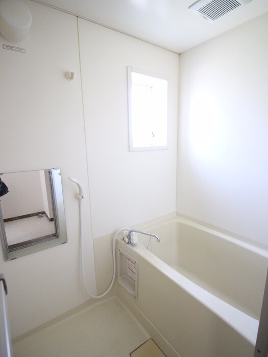 物件内観写真8　(バス／シャワールーム等)