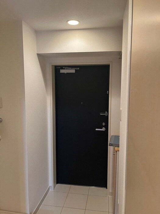 物件内観写真17　(玄関)