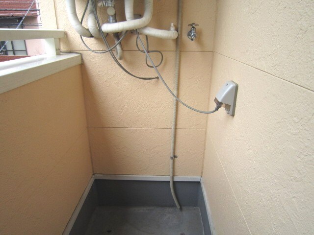 物件内観写真15　(洗濯機置場)