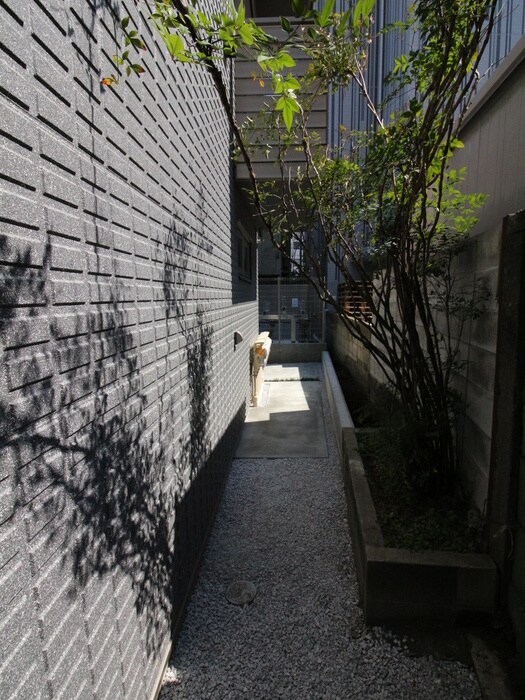 物件外観写真6　(駐輪場)