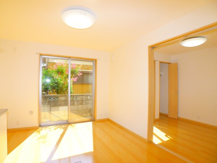 物件内観写真7　(居室)