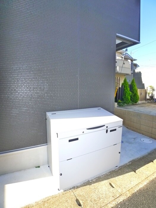 物件外観写真4　(建物設備)