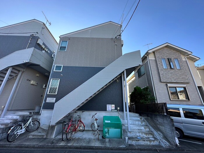 物件外観写真4　(外観写真)