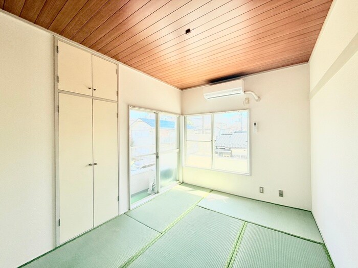 物件内観写真8　(居室)