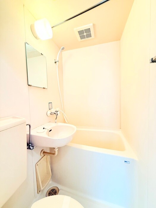 物件内観写真13　(バス／シャワールーム等)