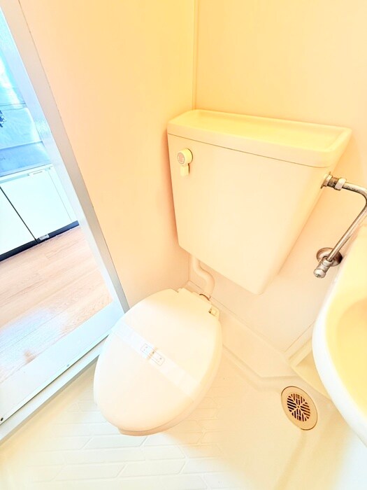 物件内観写真14　(トイレ)