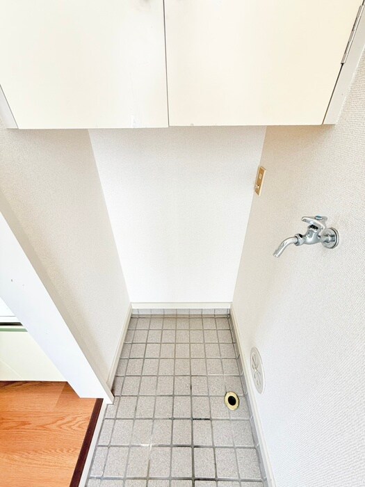 物件内観写真19　(洗濯機置場)