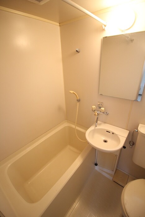 物件内観写真13　(バス／シャワールーム等)