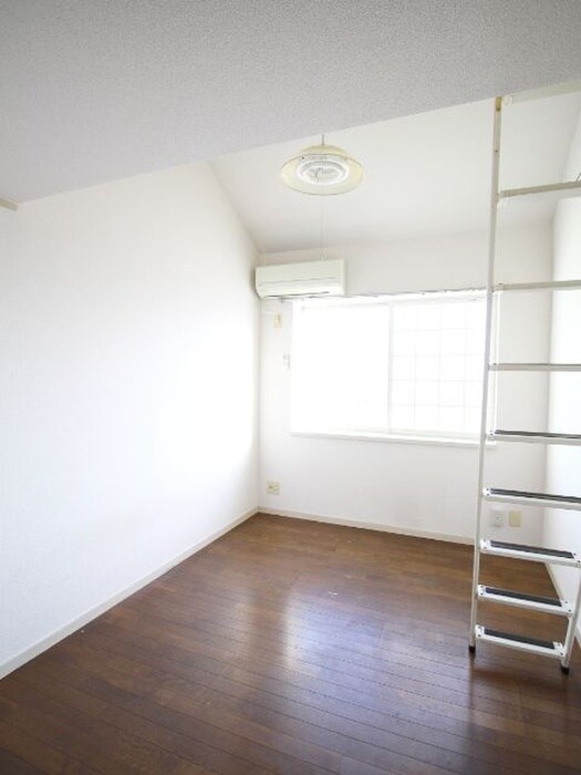 物件内観写真6　(居室)