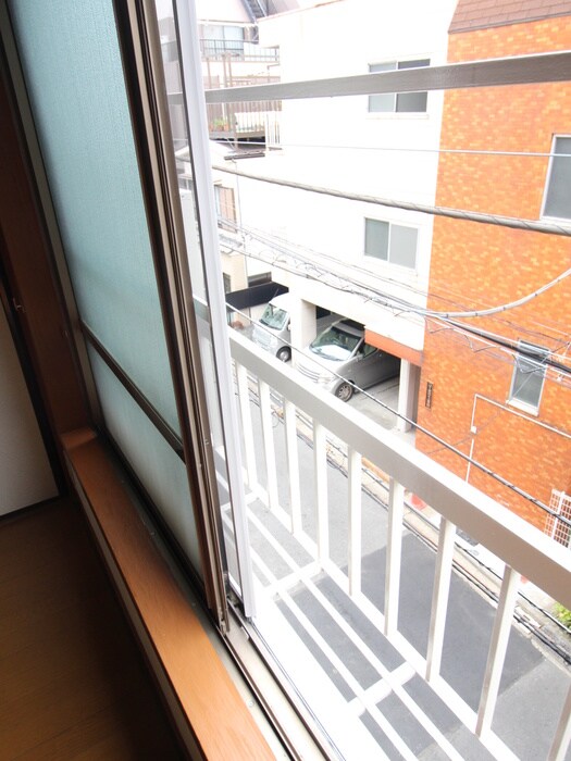 物件内観写真15　(室内からの展望)