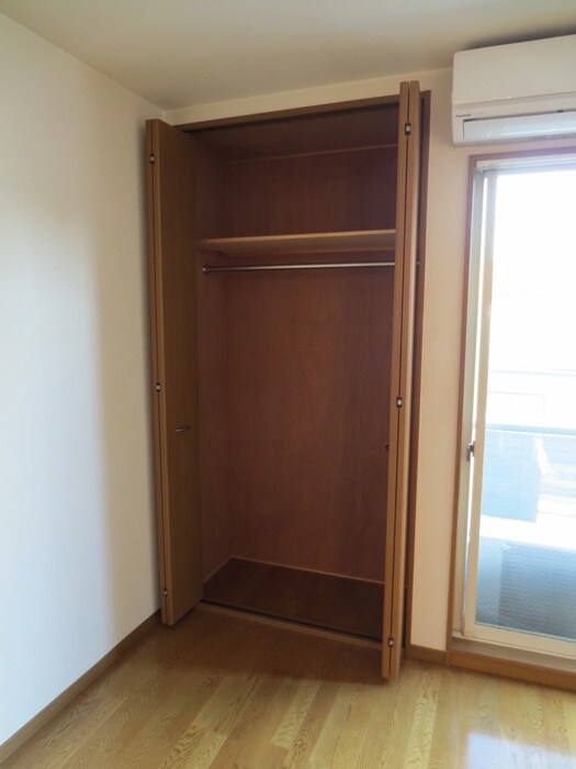 物件内観写真16　(収納)