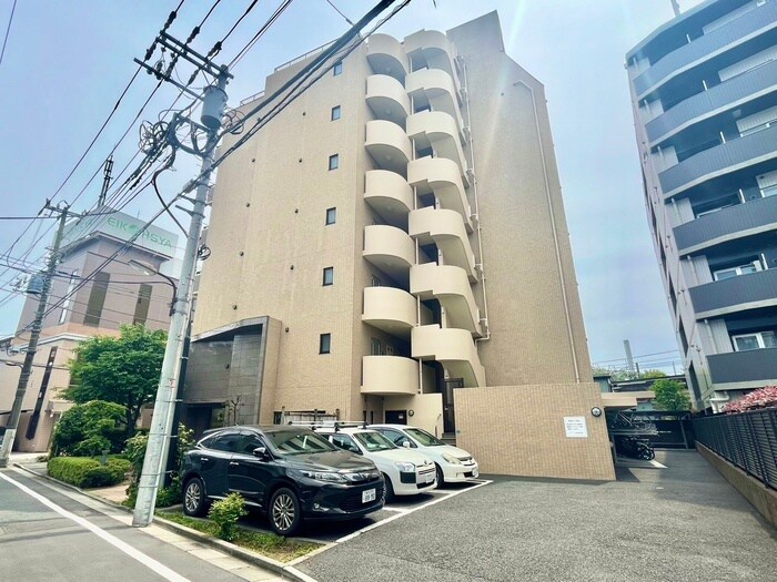 フルグラ－ル池袋の外観写真