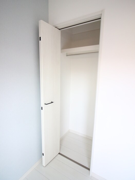 物件内観写真9　(収納)