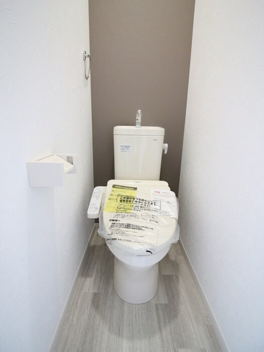 物件内観写真9　(トイレ)