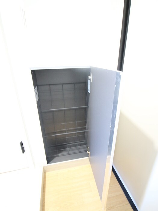 物件内観写真13　(靴箱)