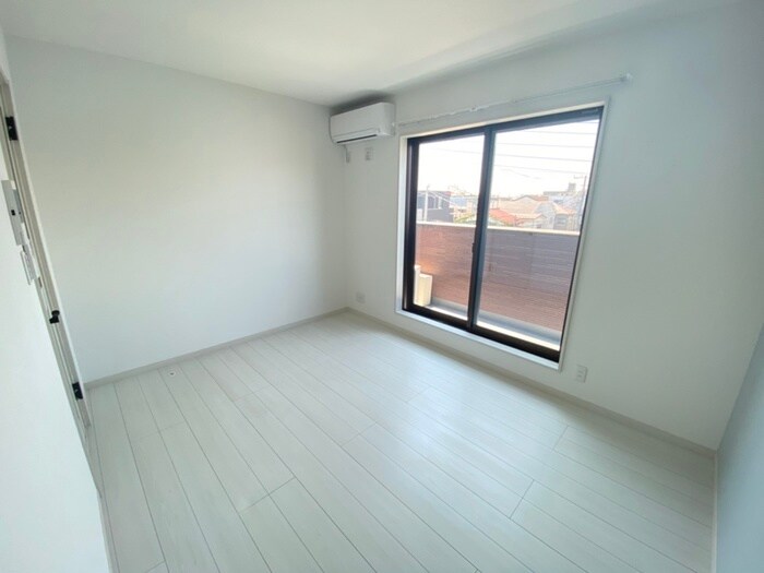 物件内観写真13　(居室)