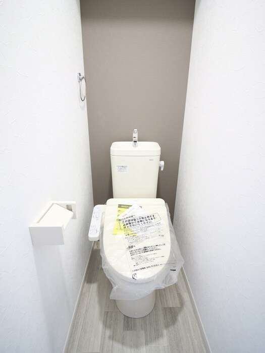 物件内観写真14　(トイレ)